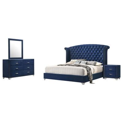 Ensemble de chambre avec très grand lit 4 pièces Aahaan