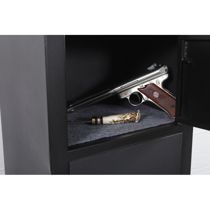 Black Metal 5-Rifle Gun Safe with Deer Decal