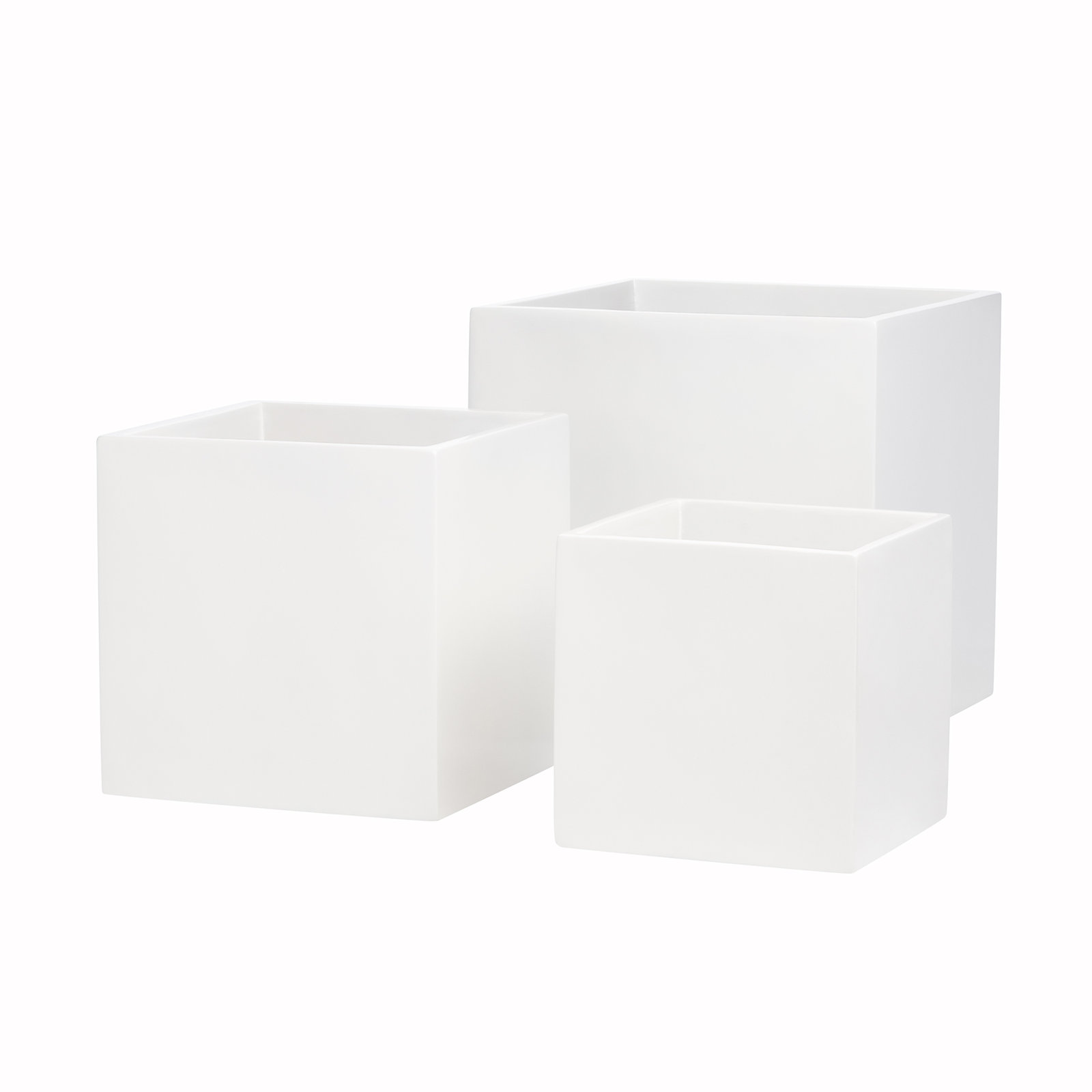 19" Pot Planter, White, 15" H x 15" W x 15" D