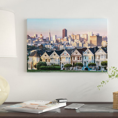 «The Painted Lady, San Francisco» par Matteo Colombo, impression sur toile tendue