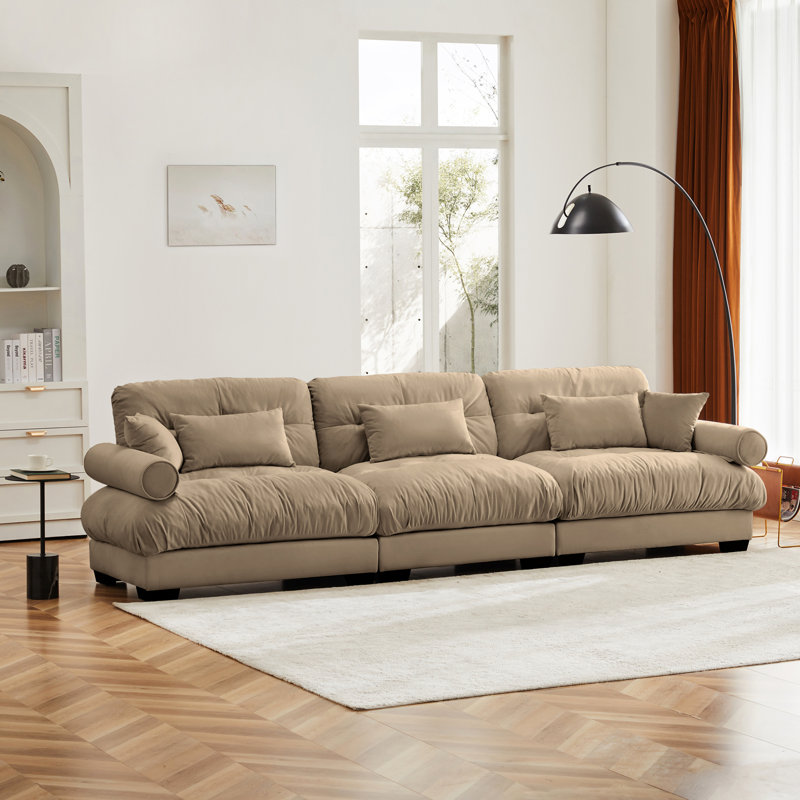 Très grand canapé en velours moderne à 3 places avec un design surdimensionné, un confort semblable à un nuage et de multiples coussins de soutien pour une détente ultime