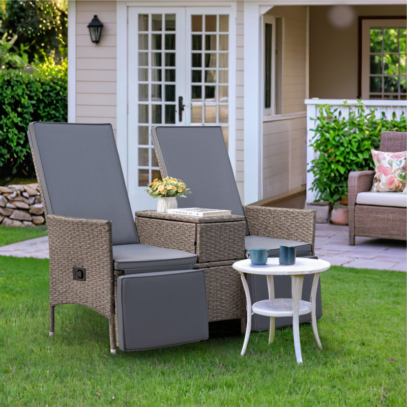 Rosely Wicker Outdoor Lounge Chair
