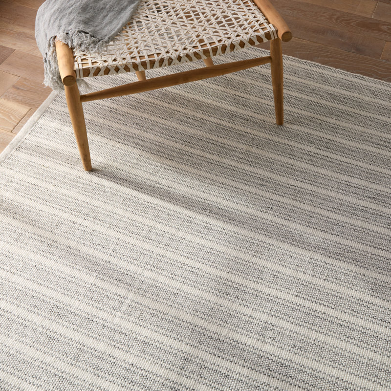Tapis rayé gris clair / ivoire intérieur / extérieur Elis (4 pi x 6 pi), Rectangle 4 pi x 6 pi