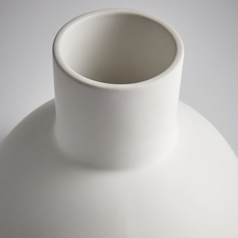 Purezza Ceramic / Porcelain Table Vase, 6" H x 8.25" W x 8.25" D