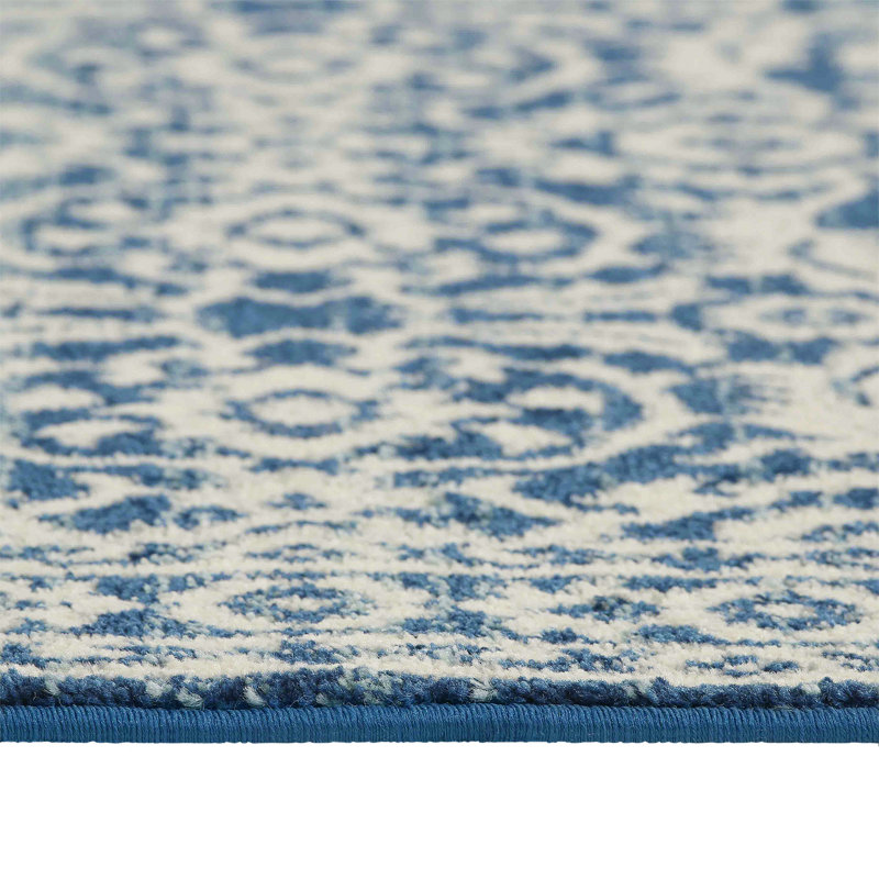 Plumville Oriental Area Rug, Rectangle 201 x 274cm