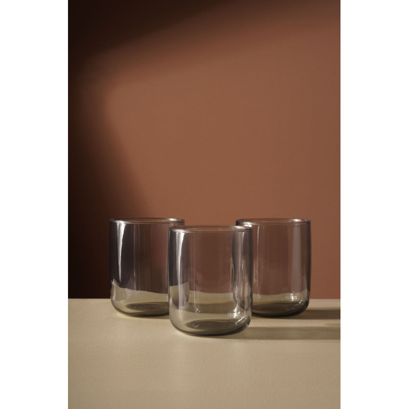 Ensemble de verres, Gris
