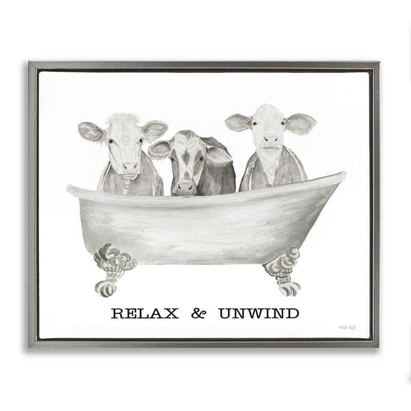 "Relax Unwind Cow Tub", art mural sur toile flottante par Cindy Jacobs, Cadre flottant métallique doré, H 25 po x l 31 po