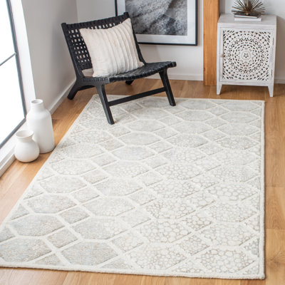 Restoration Vintage Hand Tufted Viscose/Wool Geometric Rug in Ivory