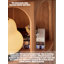 Armoire de coin en bois de cerisier de style rétro