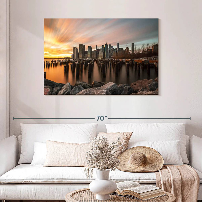 Ravi NYC Horizon, 30" H x 45" W