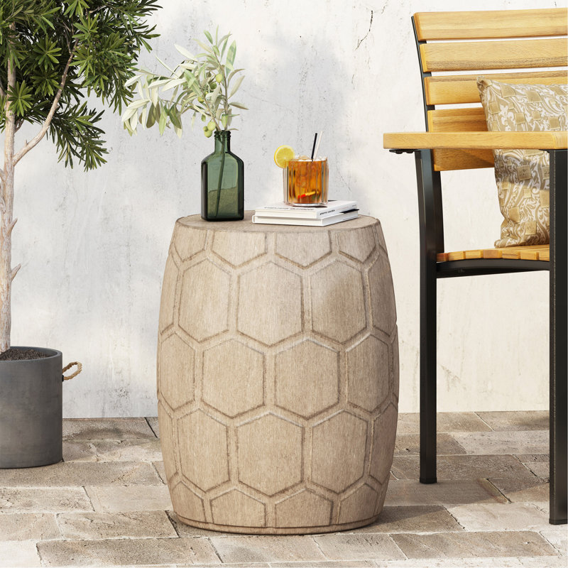 Table d'appoint d'extérieur en béton léger