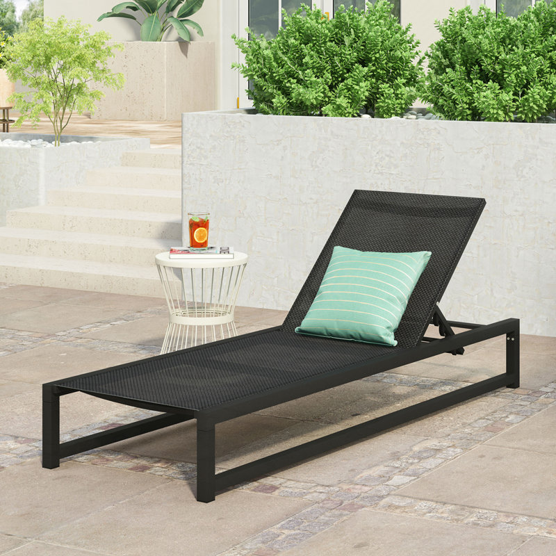 Lindenberg Outdoor Metal Chaise Lounge, Black