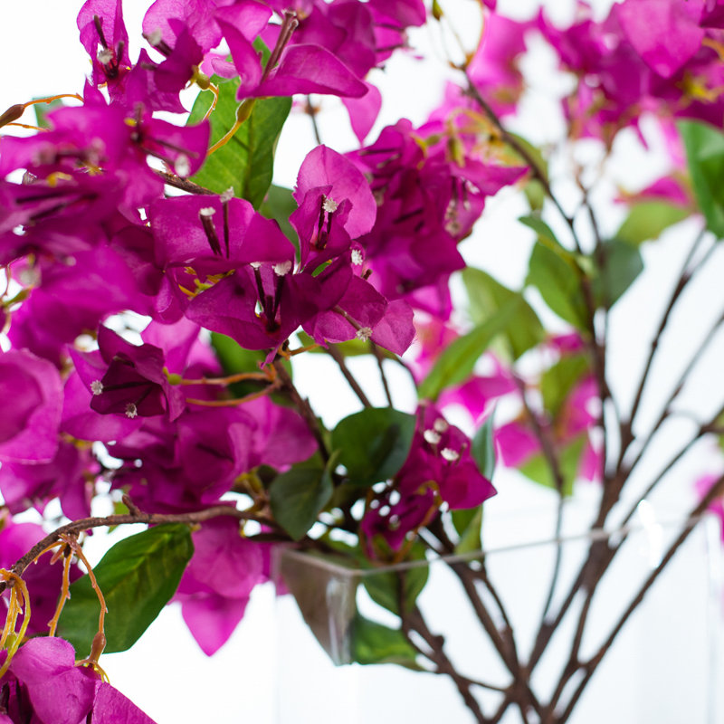 Bougainvillée Real Touch mélangé dans un vase