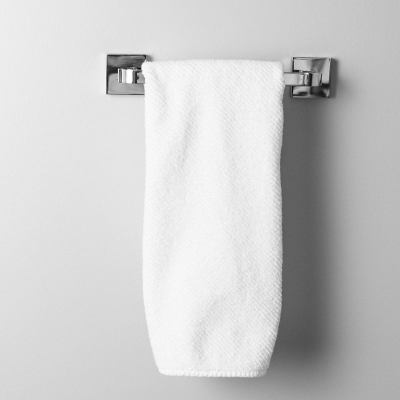 Line Single Towel Bar - Wall Mount - 30" Brass/Matt Black, Polished Chrome, 4" H x 15" W x 15" D