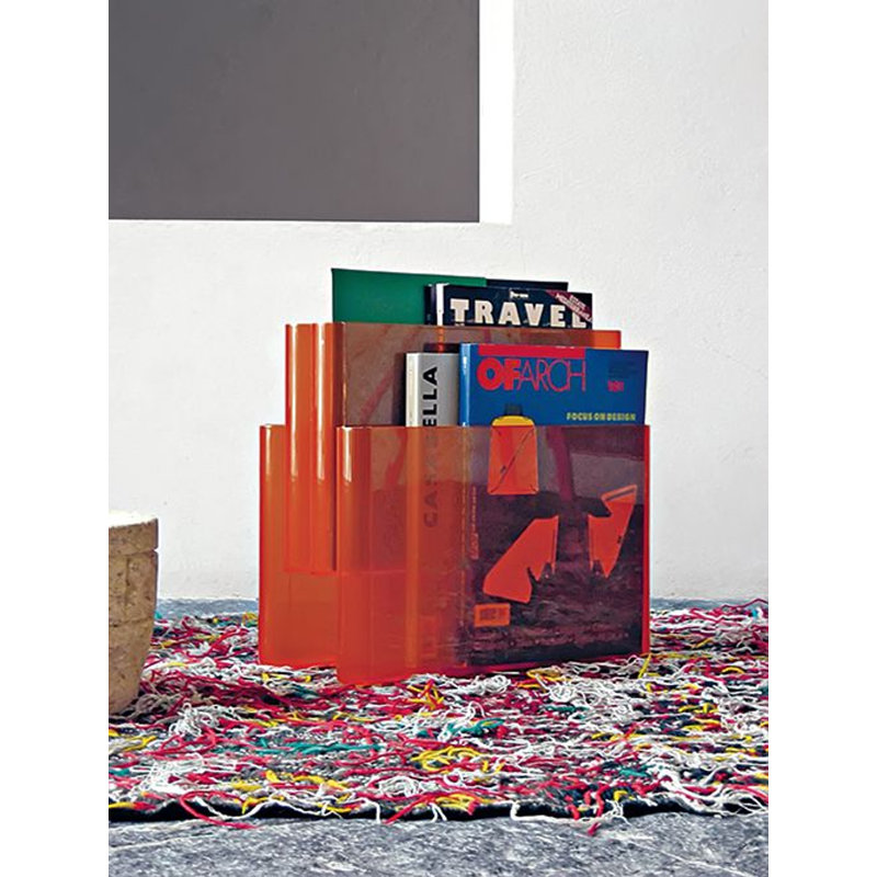 Porte-revues, Orange-rouge