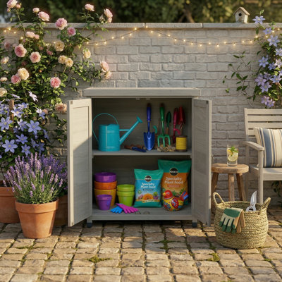 Banc de rempotage avec armoire de rangement et surface de travail en métal; poste de travail extérieur adapté aux tâches de patio
