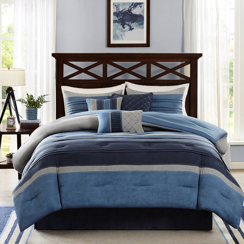 Literie pour grand lit bleu marine 7 pièces