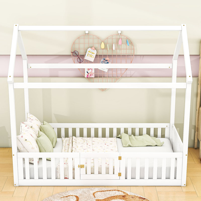 Lit simple en bois avec clôture Dasan, Blanc