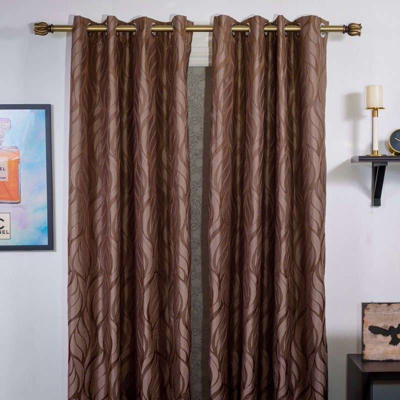 Delauny Single Curtain Rod, 3.5" H x 48" W x 5.25" D, Antique