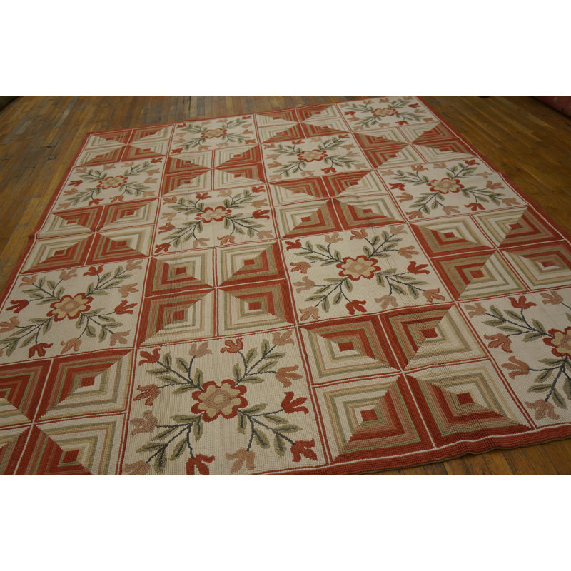 Hand Hooked Wool Geometric Indoor Rug