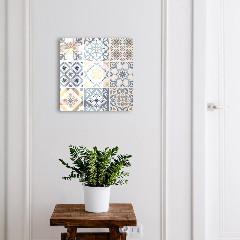 Wall mounted key box, Opens to the right, 30x30x5, Black, Geometric tile patterns in colors and classics, 