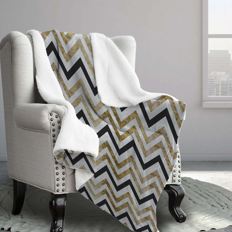ZigZag Polyester Comforter, Queen Comforter
