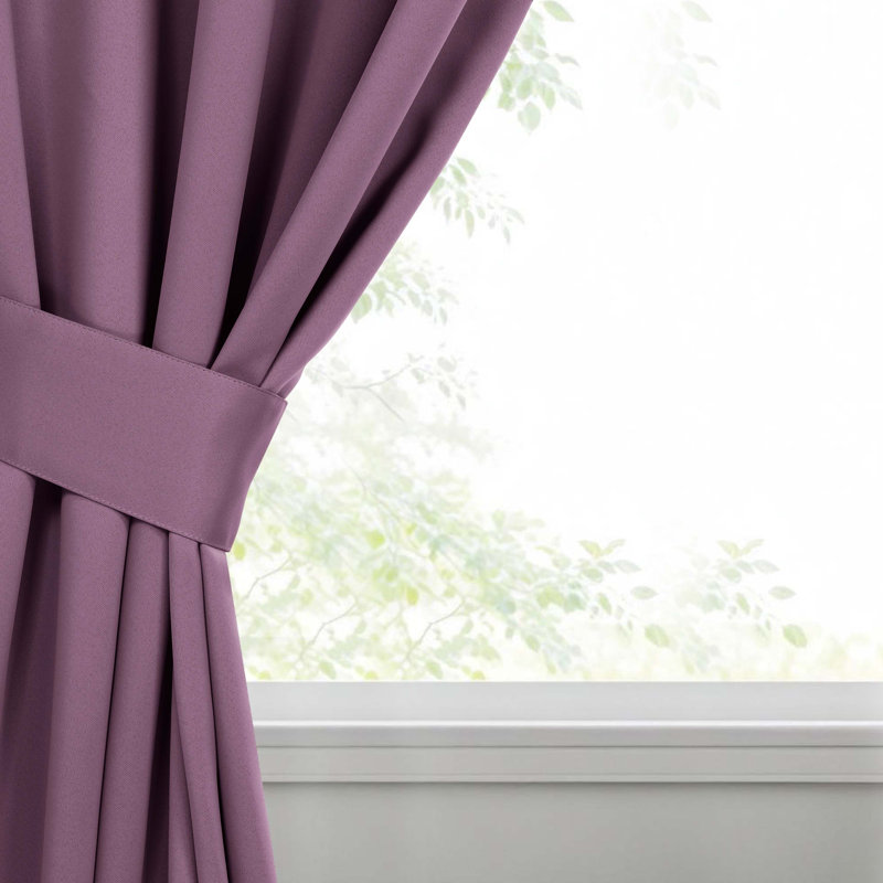 Paire de rideaux obscurcissant avec œillets Millendon, Glycine, L 70 po x L 96 po