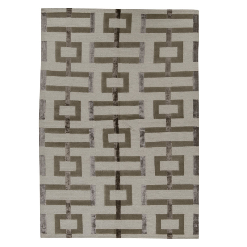 High-Quality Hand-Knotted Seal Area Rug