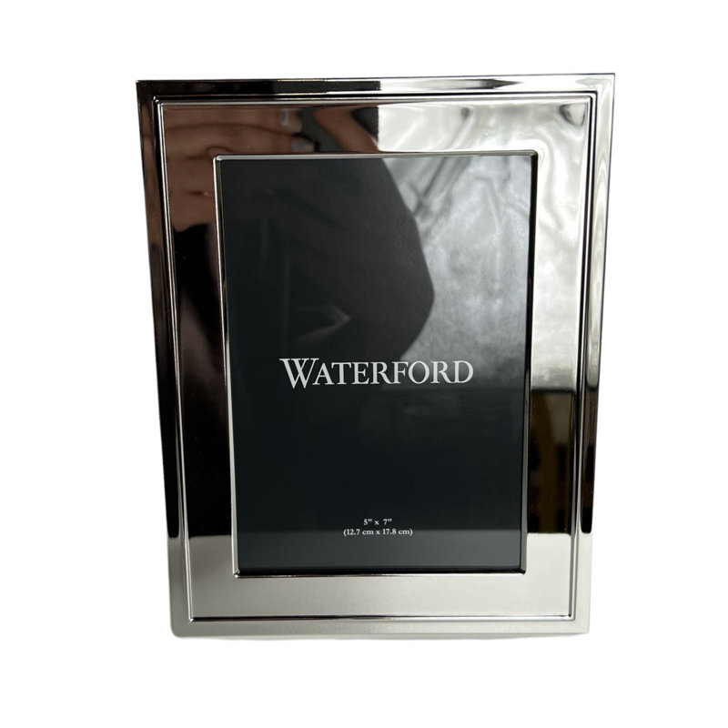 Classic Frame Silver, 5" W x 7" H