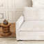 2 fauteuils en velours côtelé pour des moments de détente, repose-pieds amovibles, structure en bois massif, fauteuil inclinable profond, revêtement en tissu, ambiance calme dans le salon, avec 2 poufs, construction, intérieur confortable