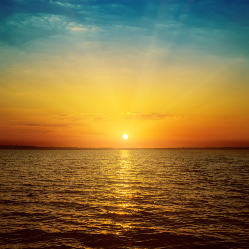 Coucher de soleil sur mer - reproduction sur toile tendue, H 36 po x l 36 po x P 1 po