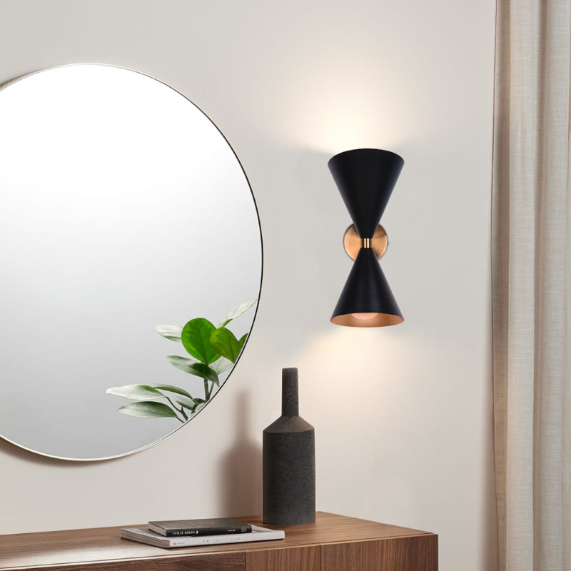 Joey Up & Downlight