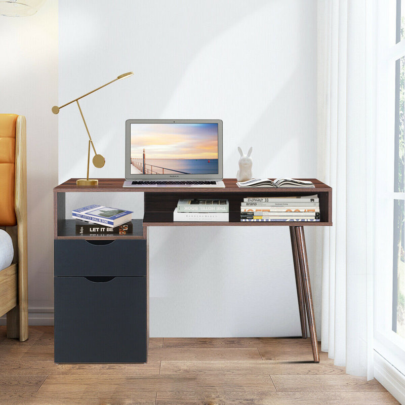 Bureau de station de travail study