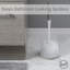 Brosse de toilette autoportante et support en gris / blanc
