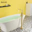 Robinet de baignoire à une poignée et fixation au sol avec douche à main-71368097