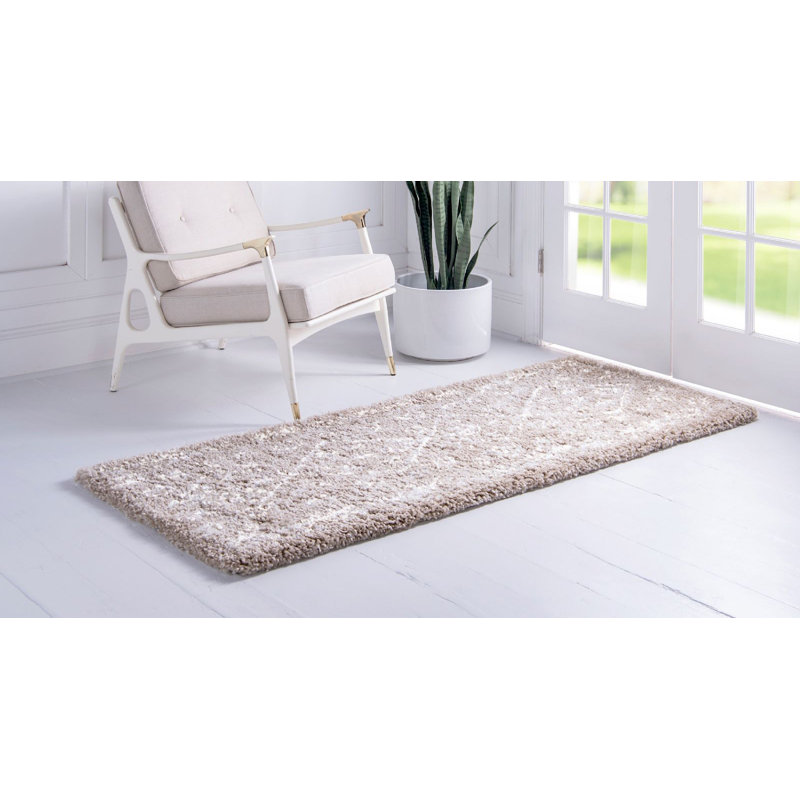 Abstract Indoor / Outdoor Rug, Runner 2'7" x 10'