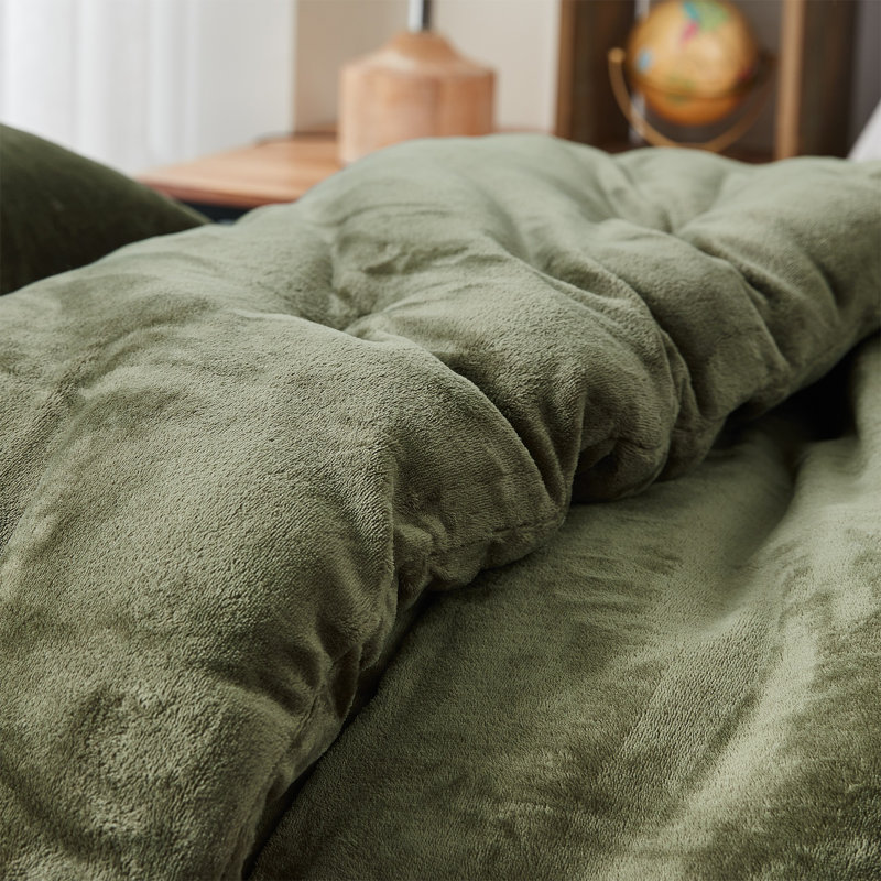Winter Moss Twin Down Alternative Microfiber Comforter Set