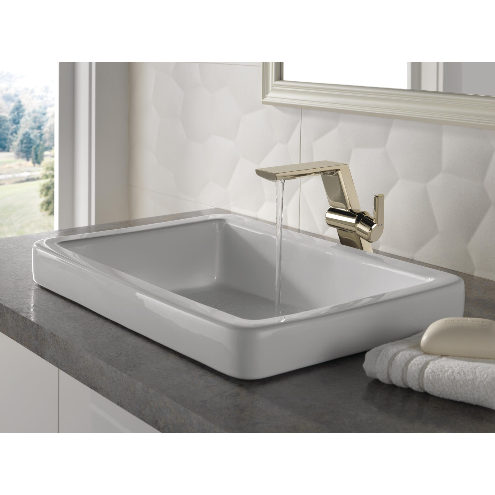 Pivotal Single Hole Bathroom Faucet with Drain Assembly and DIAMOND™ Seal Technology, Polished Nickel