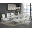 Chaise d'appoint rembourrée beige et chrome Antwaun