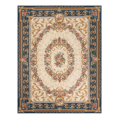 Indoor/Outdoor Traditional Area Rug