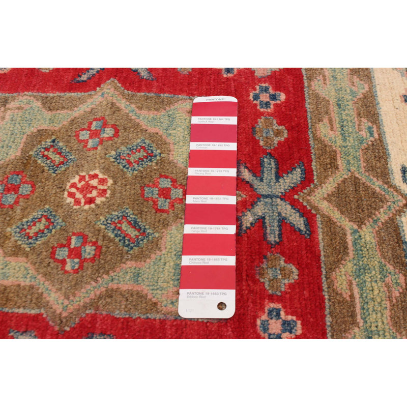 Tapis rouge Finest Ghazni 6 pi 9 po x 9 pi 9 po
