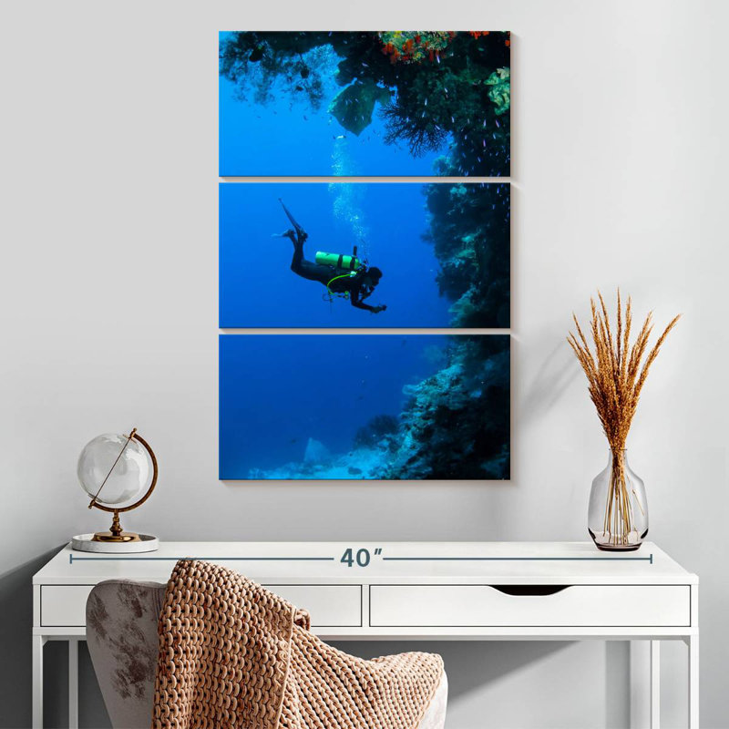 Sireci Indonesia Underwater Diving, 32" H x 20" W