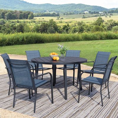 Ensemble de salle à manger 7 pièces pour l'extérieur, table ronde en métal avec 6 chaises bleu clair, table de patio noire avec trou de parasol pour jardin, cour, patio