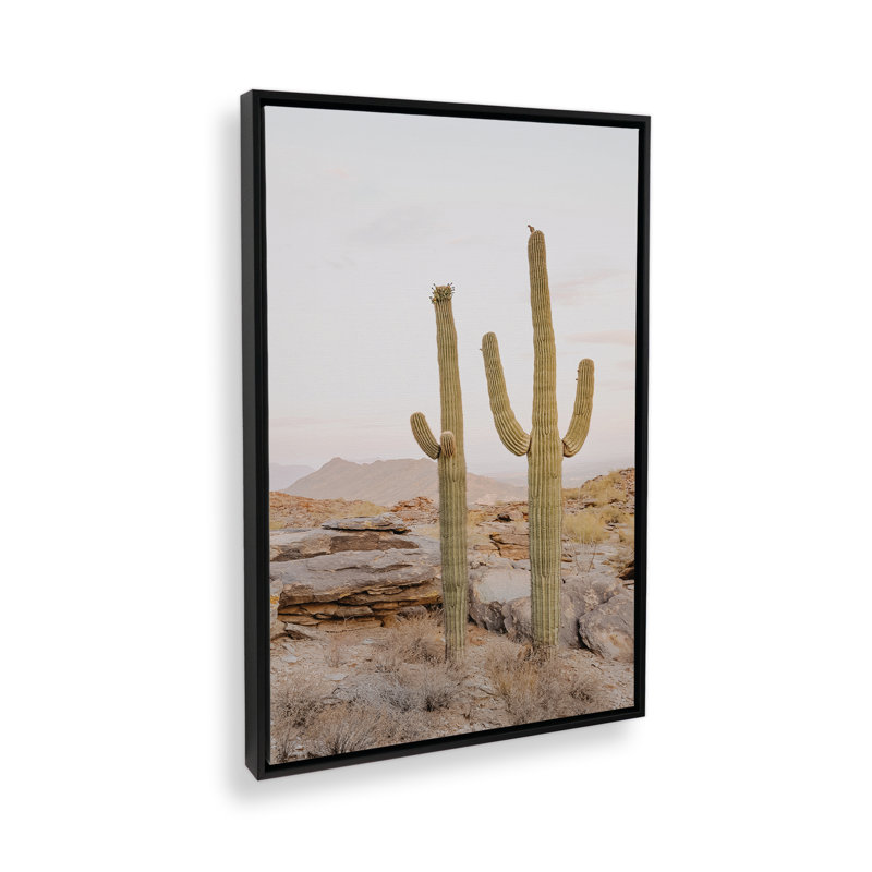 «Desert Majesty» sur toile par Krista Mosakowski, Cadre flottant noir satiné, H 32 po x l 22 po