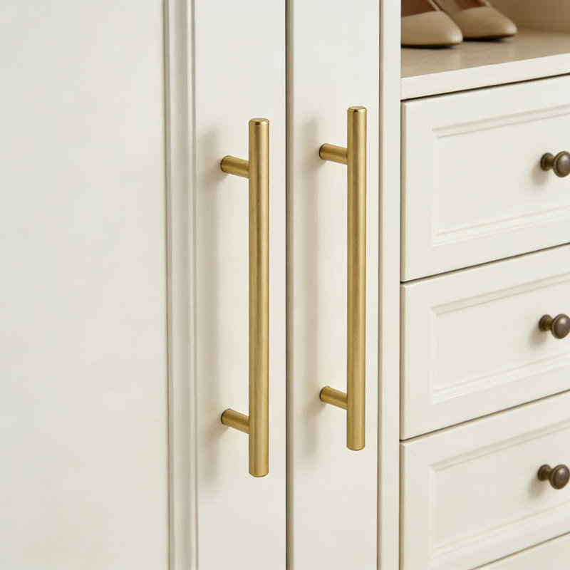 Poignées d'armoire Euro Bar, paquet de 25, finition champagne doré, poignée de 7,38 po, trou central de 5 po, vis de fixation incluses