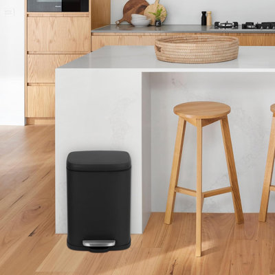 5L/1.3 Gallon Kitchen Trash Can with Foot Pedal & Quiet-Close Lid