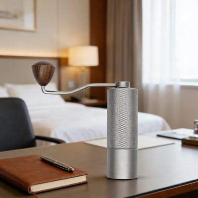 Moulin à café manuel avec meules réglables - Moulin à manivelle conique en acier inoxydable pour espresso, presse française et voyage, capacité de 25 G avec système de roulement double