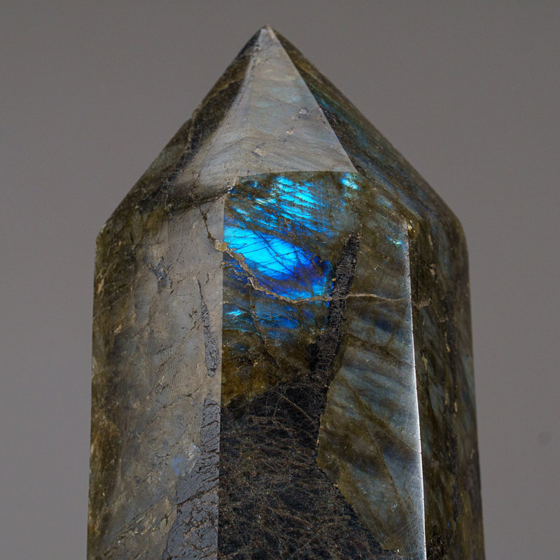 Obélisque de Labradorite poli de Madagascar (4,9 lb)