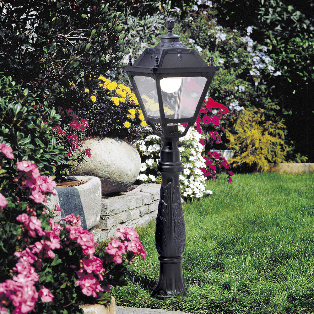Urbanski Transparent Lamp Post (Full)