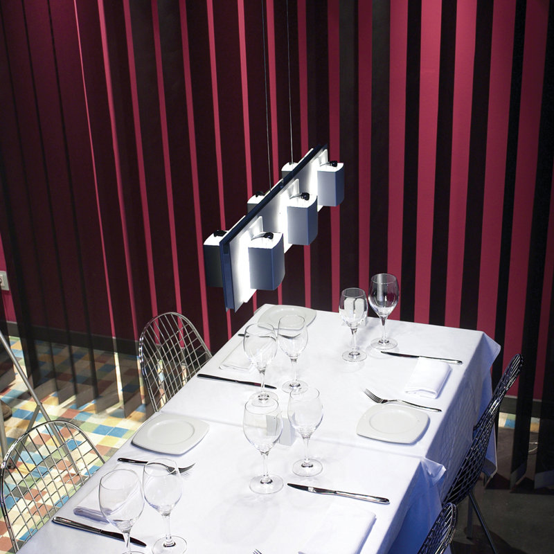 Luminaire suspendu linéaire pour îlot de cuisine 6 lumières